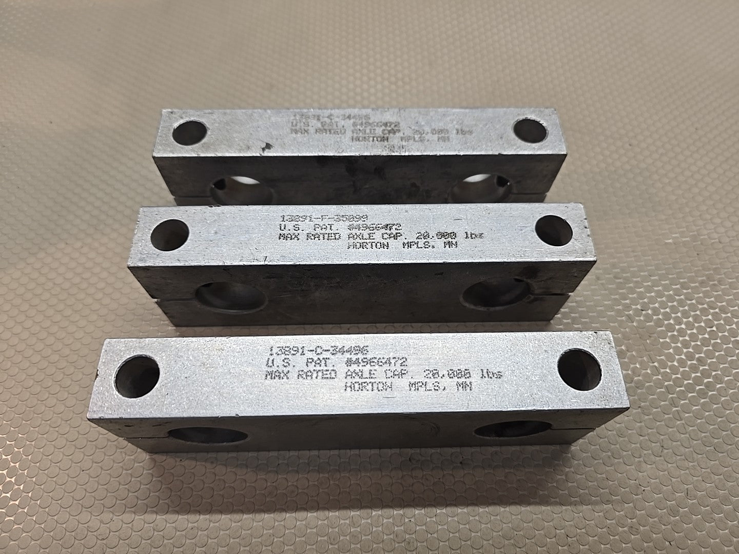 994596 Horton Roller Bushing Kit Extra Parts *3x Brackets*