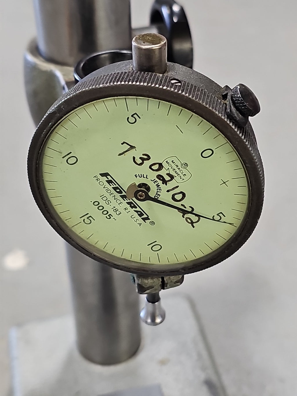 CARY Indicator Stand No 10155 with Federal IDS-183 Dial Indicator