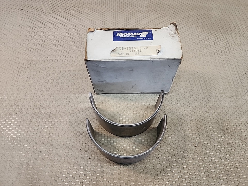 New Set of 2 Michigan 77 CB-1226P30 Rod Bearings for Cummins Engine 214953