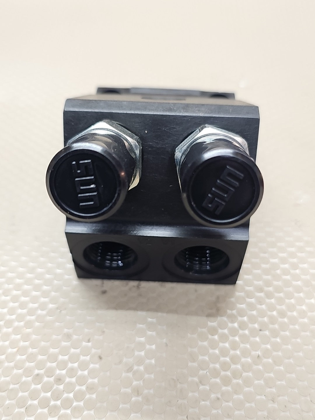 Sun Hydraulics Valve , C/B Dual 1M - 4M 2EY2-AG