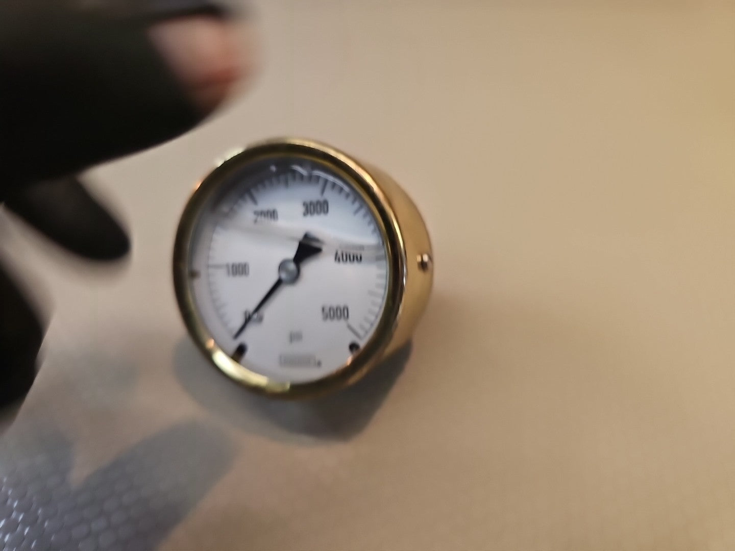 NOSHOK Pressure Gauge 25-310-5000 MSRP $140 5000 psi diesel  other pressure test