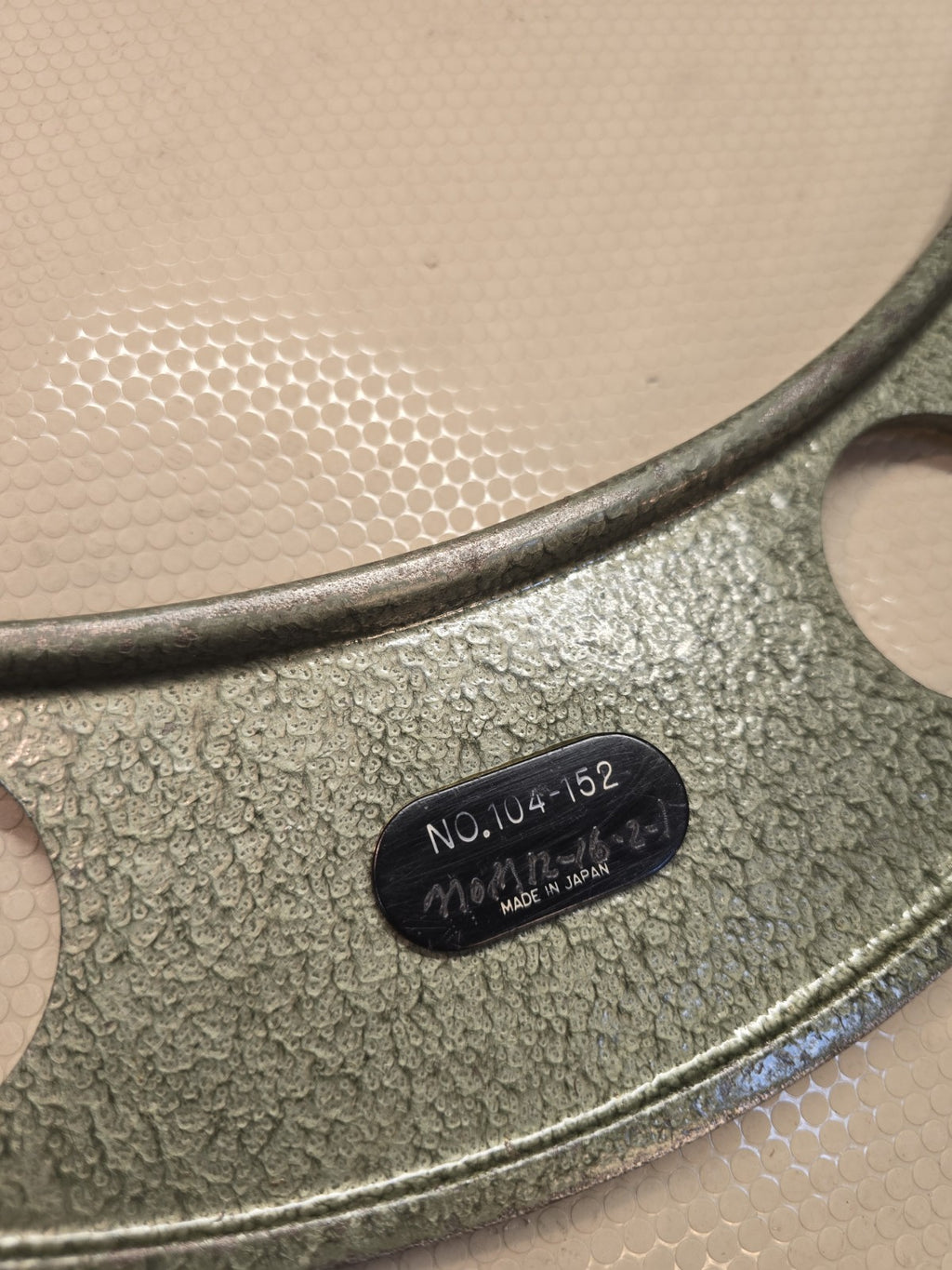 Mitutoyo No. 104-152 12-16" .001" Outside Mechanical Micrometer