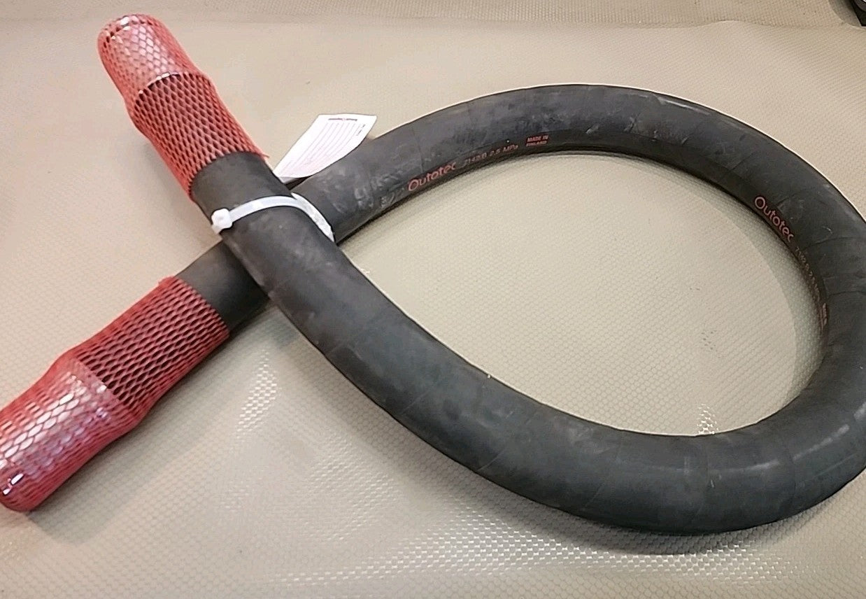 OUTOTEC 7142.B 2,5MPA FINLAND L-1800 RUBBER AIR HOSE WITH FITTINGS