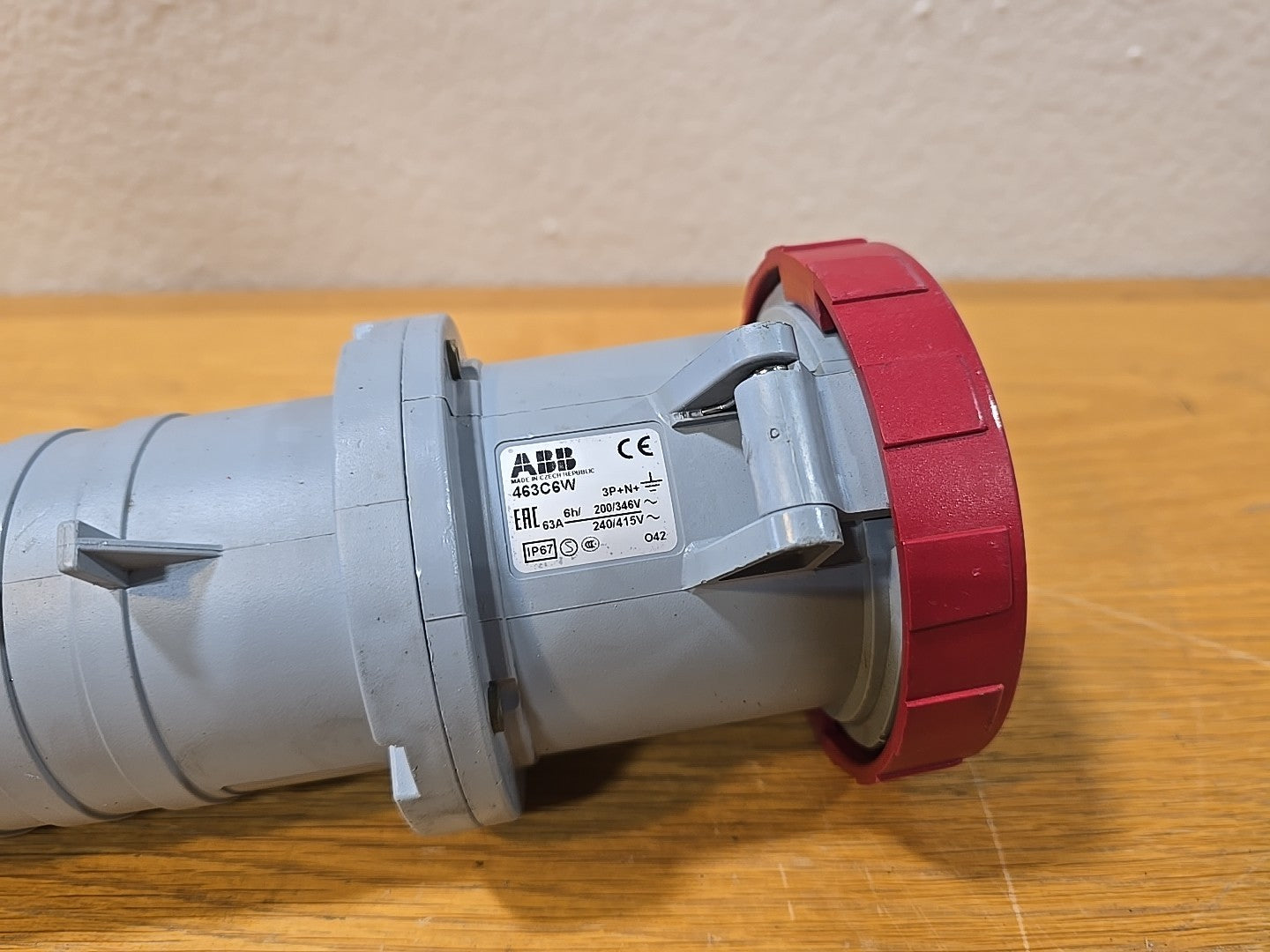 ABB. Serie Tough & Safe.  2CMA166906R1000 - 463C6W