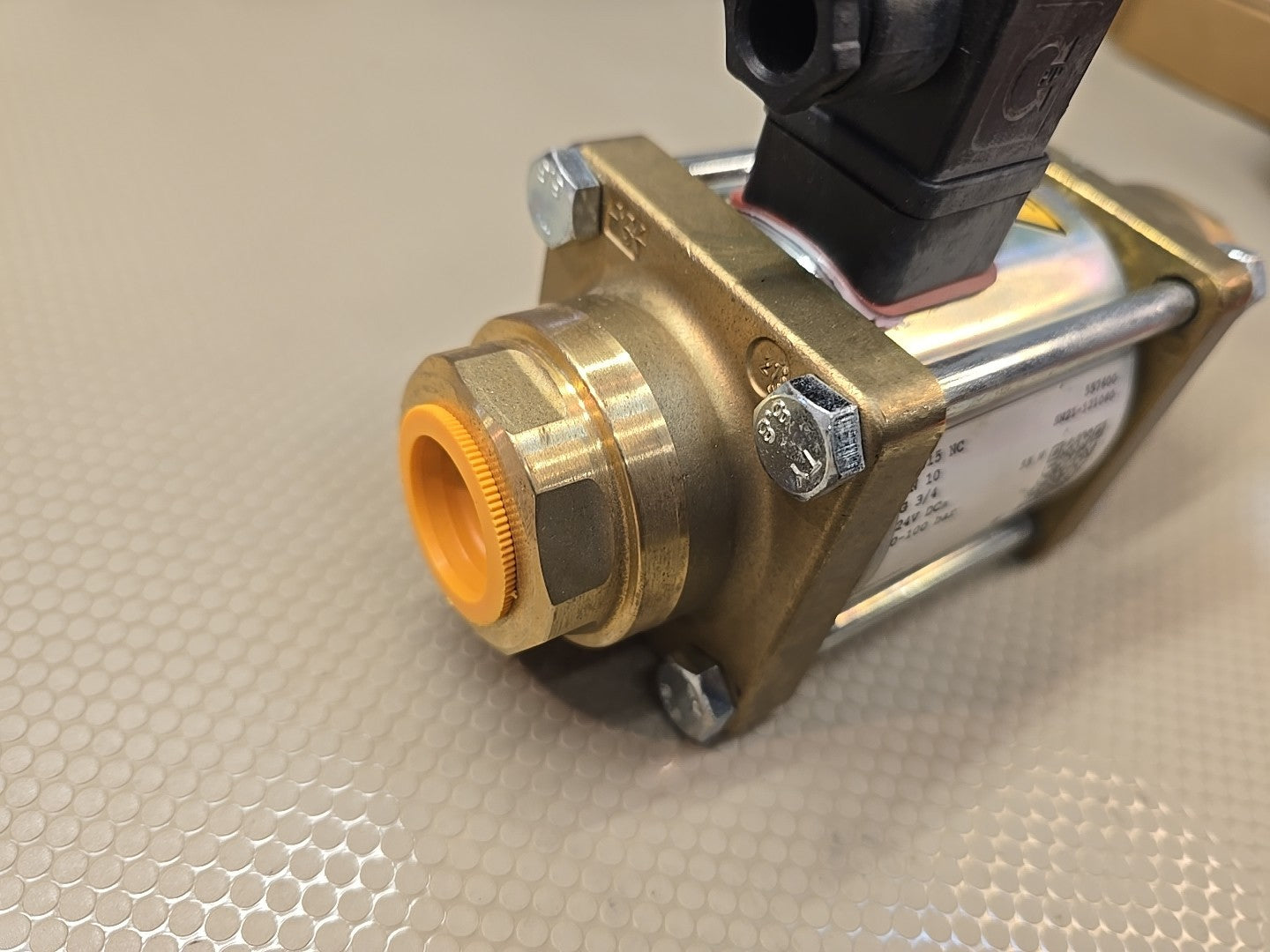 NEW COAX Type MK 15 Coaxial Valve 2/2 NC G 1" 24V DC 0-16 bar 557600