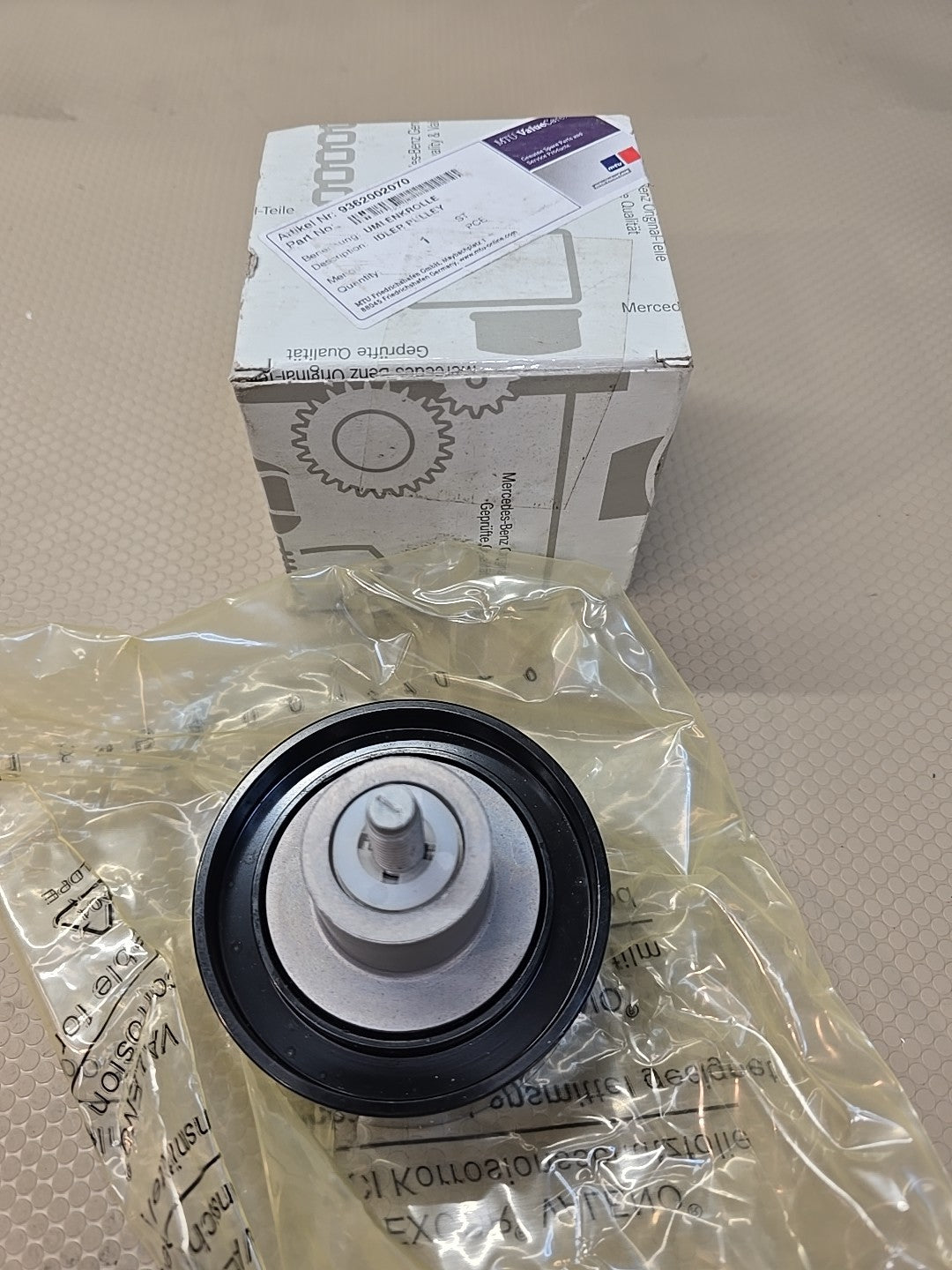 OEM Mercedes-Benz 9362002070 Serpentine Belt Idler / Guide Pulley Genuine