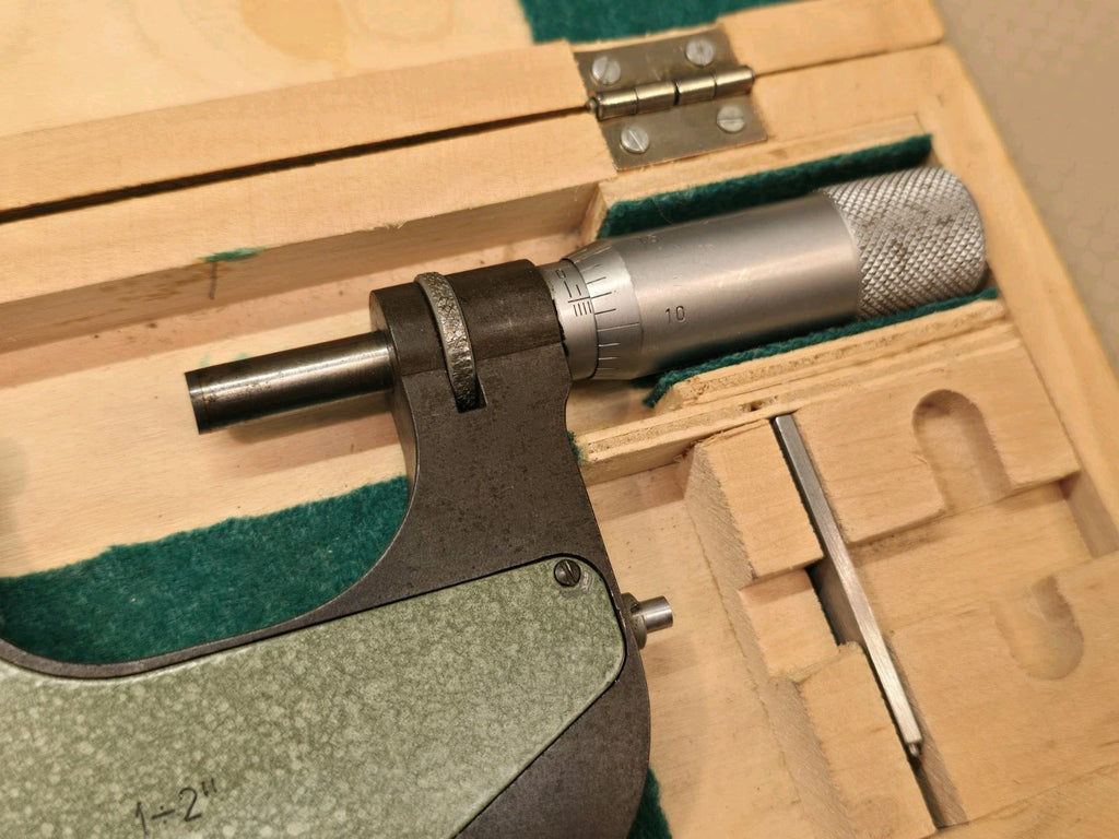VIS 1–2 Inch Dial Micrometer .0001 Graduation With Wood Case Made In Poland