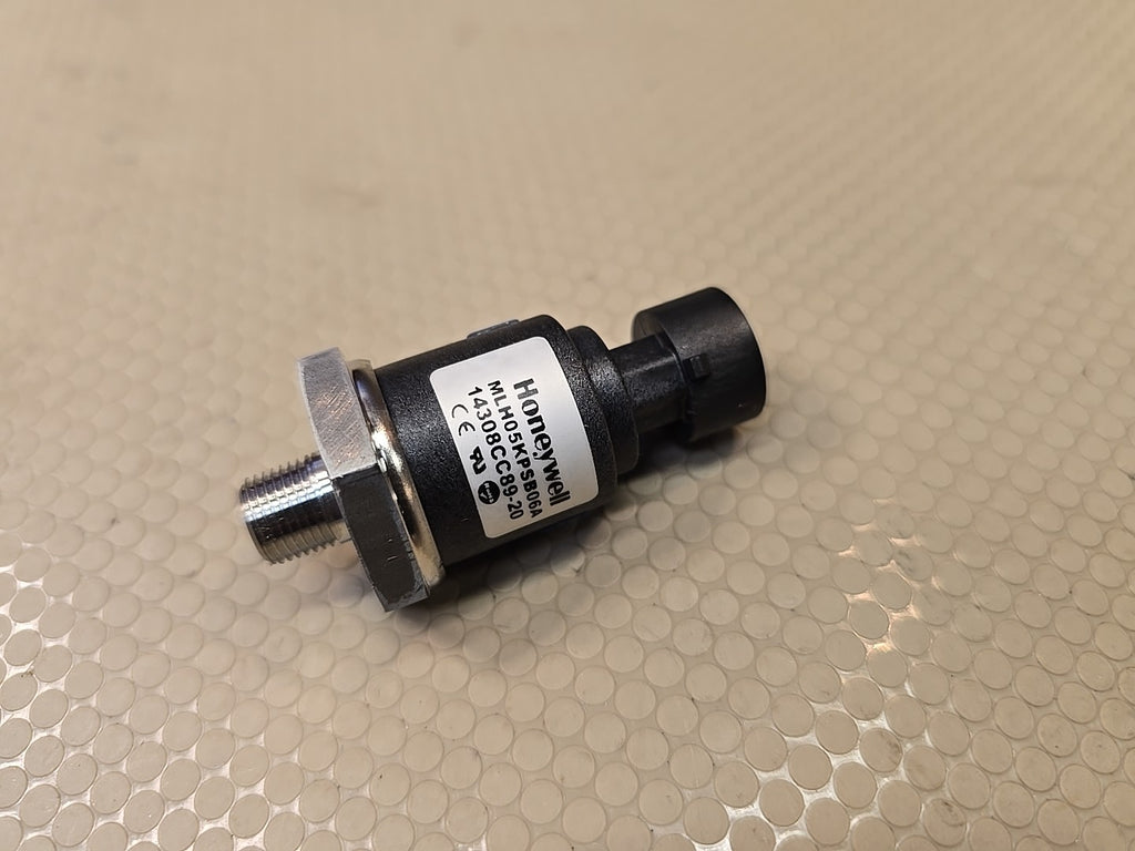 NEW Honeywell MLH05KPSB06A Transducer pressure transmitter 5000 PSI 691201-5000