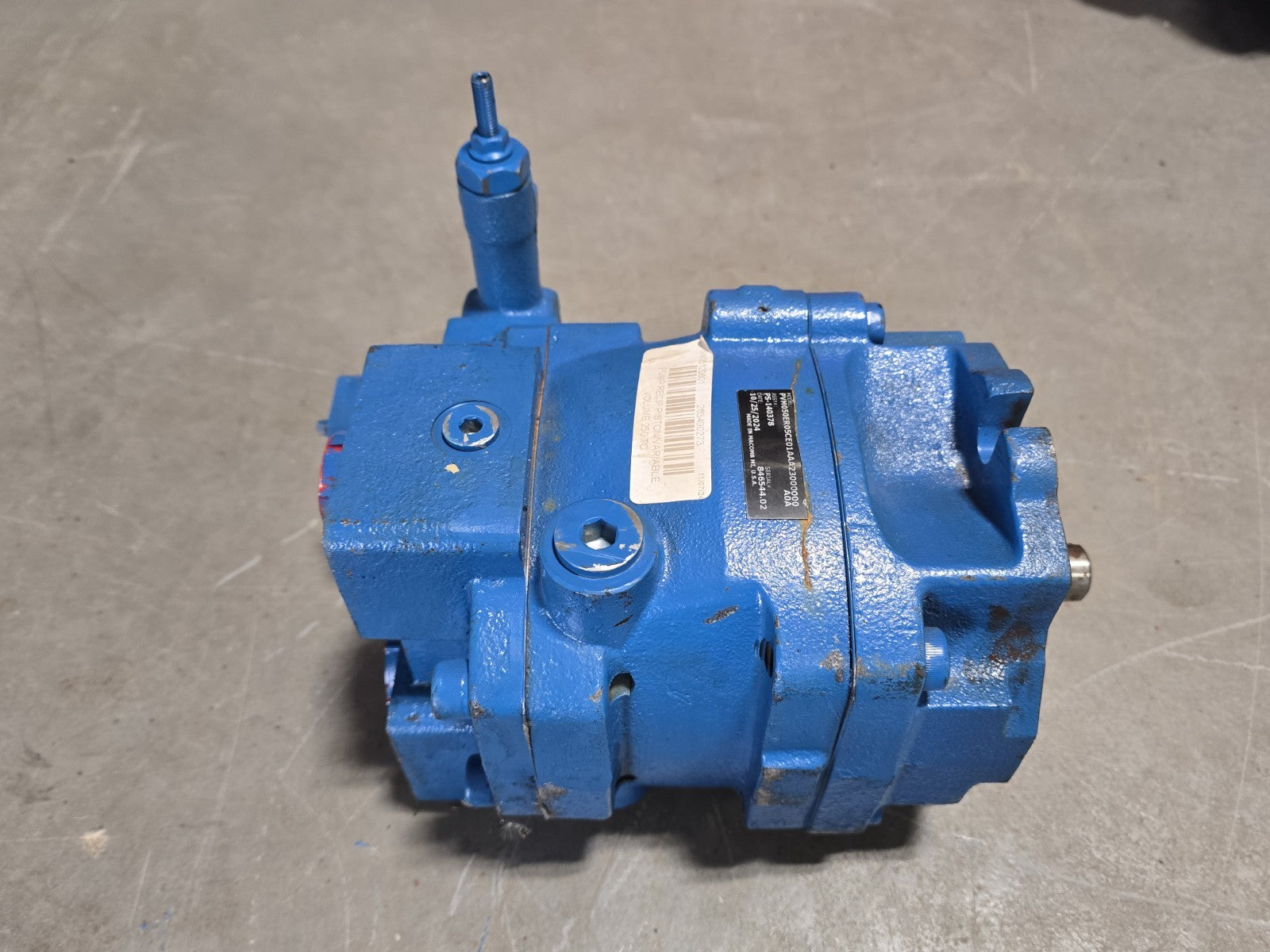 Eaton PVM050ER HYDRAULIC PISTON PUMP PVM SERIES *NEW*