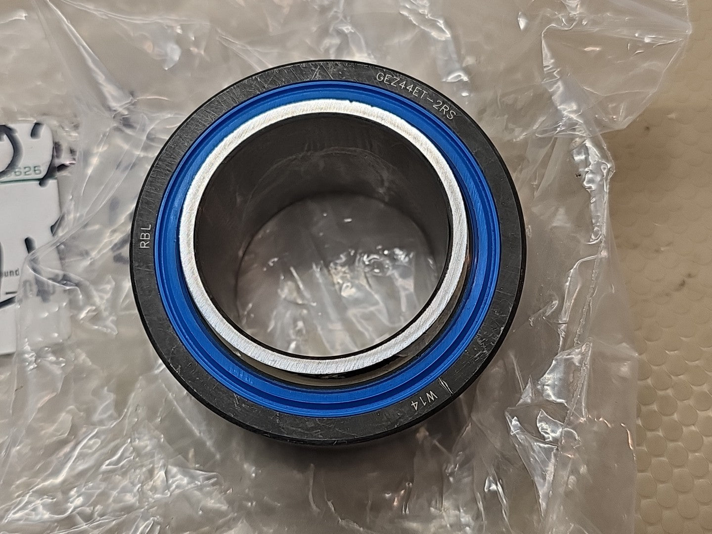 GEZ44ET-2RS Inch Series Steel PTFE Fabric Material Spherical Plain Bearing NEW