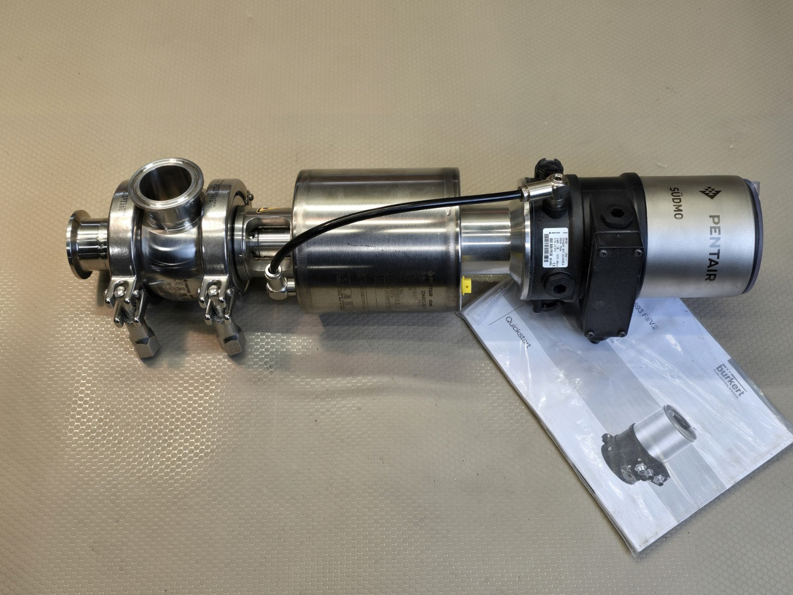 Pentair Südmo S375 Regulating Valve with 2344901 / 8692 24V Positioner NEW