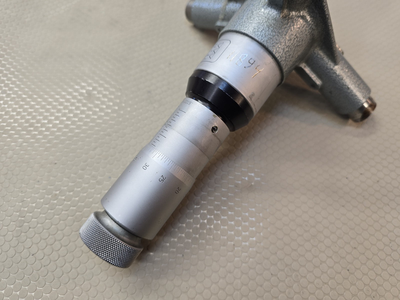 TESA 3 Point Bore Inside Micrometer 6-7″ Range 0.0005” Internal Mic Swiss Made