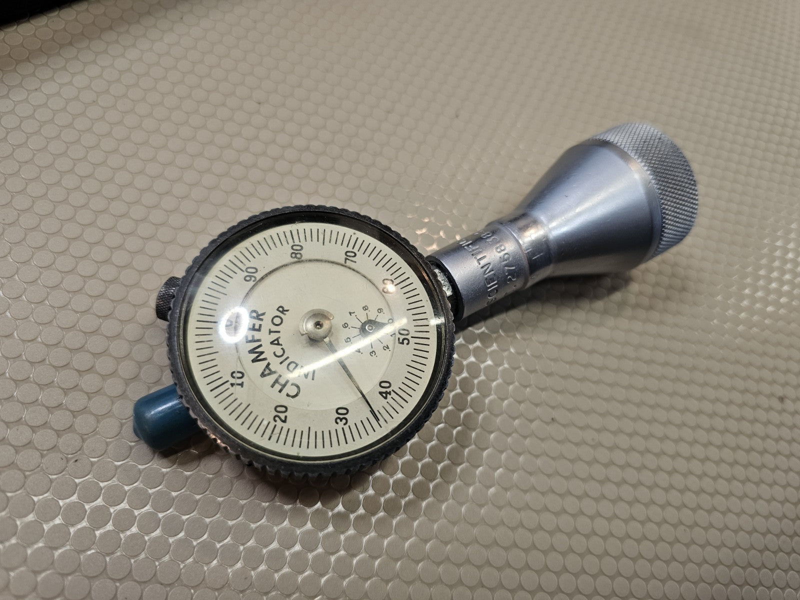 Acme Scientific 0°-90° Range Dial Indicator Chamfsr Gage + Case Starrett Sharp