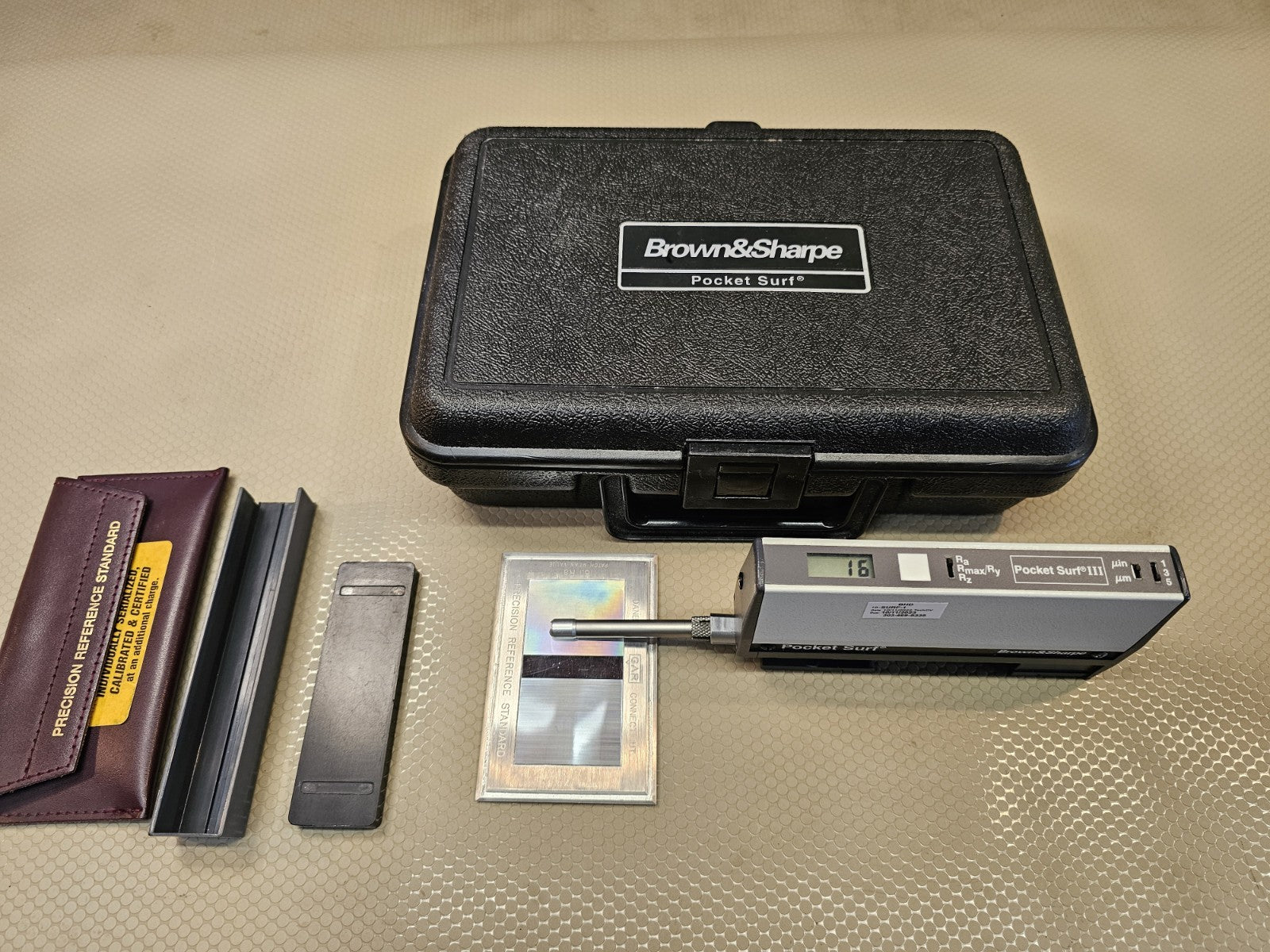Mahr Federal Pocket Surf III Kit Brown Sharpe Surface Roughness Gage + 178-603