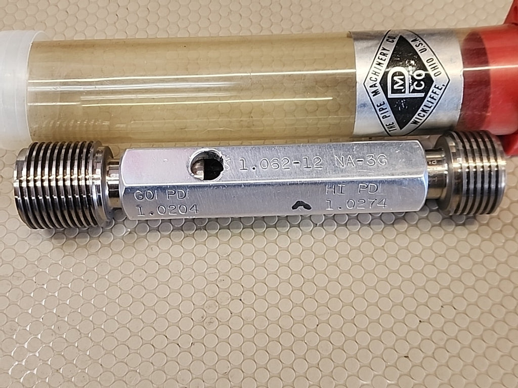 THE PIPE MACHINERY CO THREAD PLUG GAGE 1.062-12 NA-3G GO PD 1.0204 HI PD 1.0274