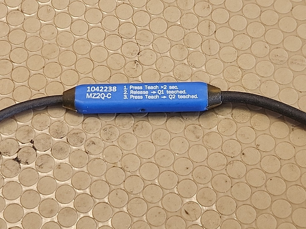 1pcs New SICK sensor 1042238 MZ2Q-CSSPSKP0