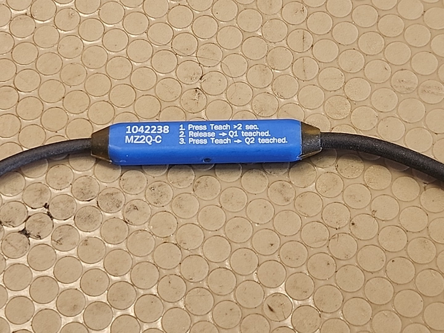 1pcs New SICK sensor 1042238 MZ2Q-CSSPSKP0
