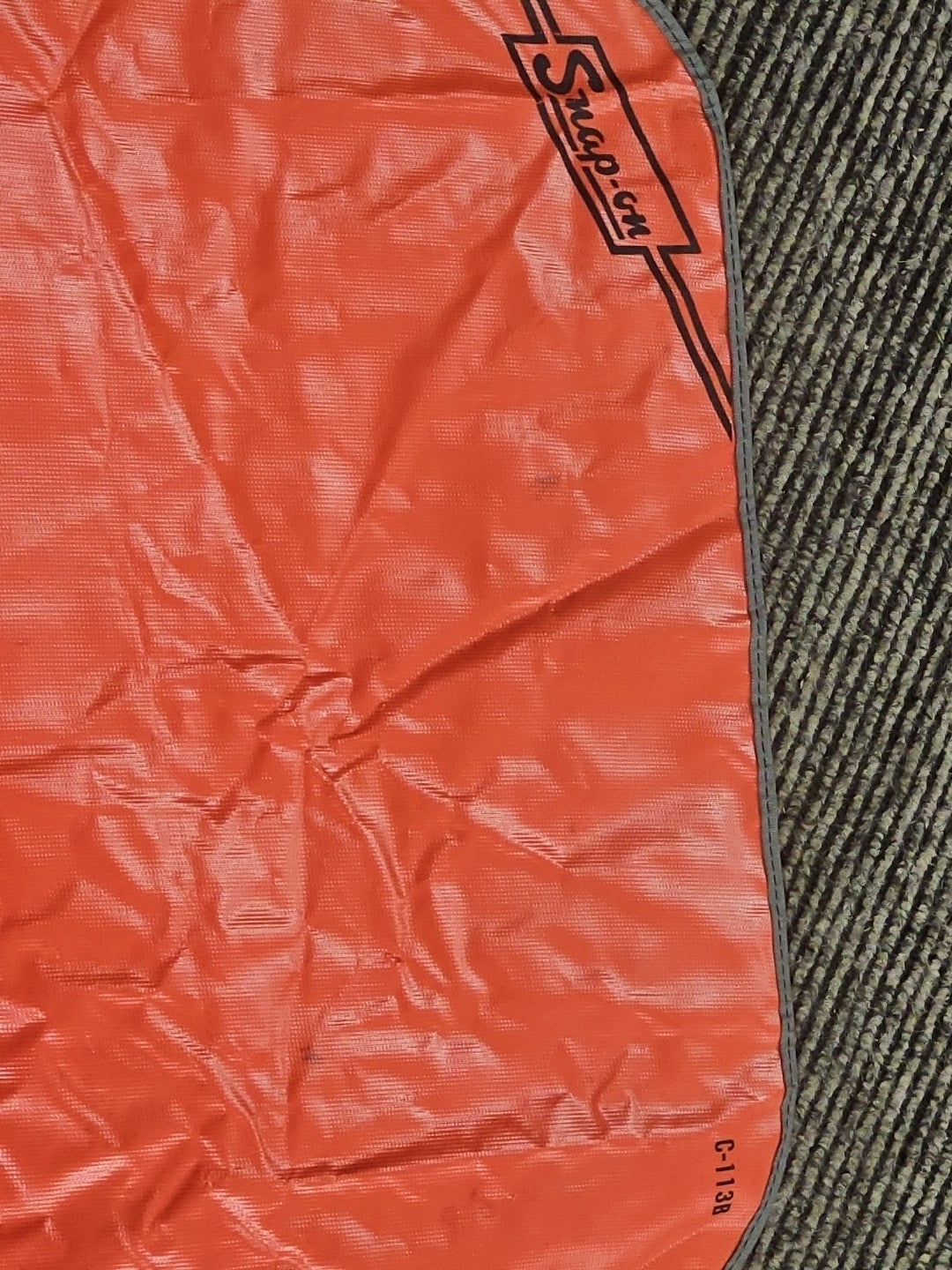 SNAP ON C-113B RED KIT BAG POUCH ROLL 11 POCKETS VINTAGE & MINTY