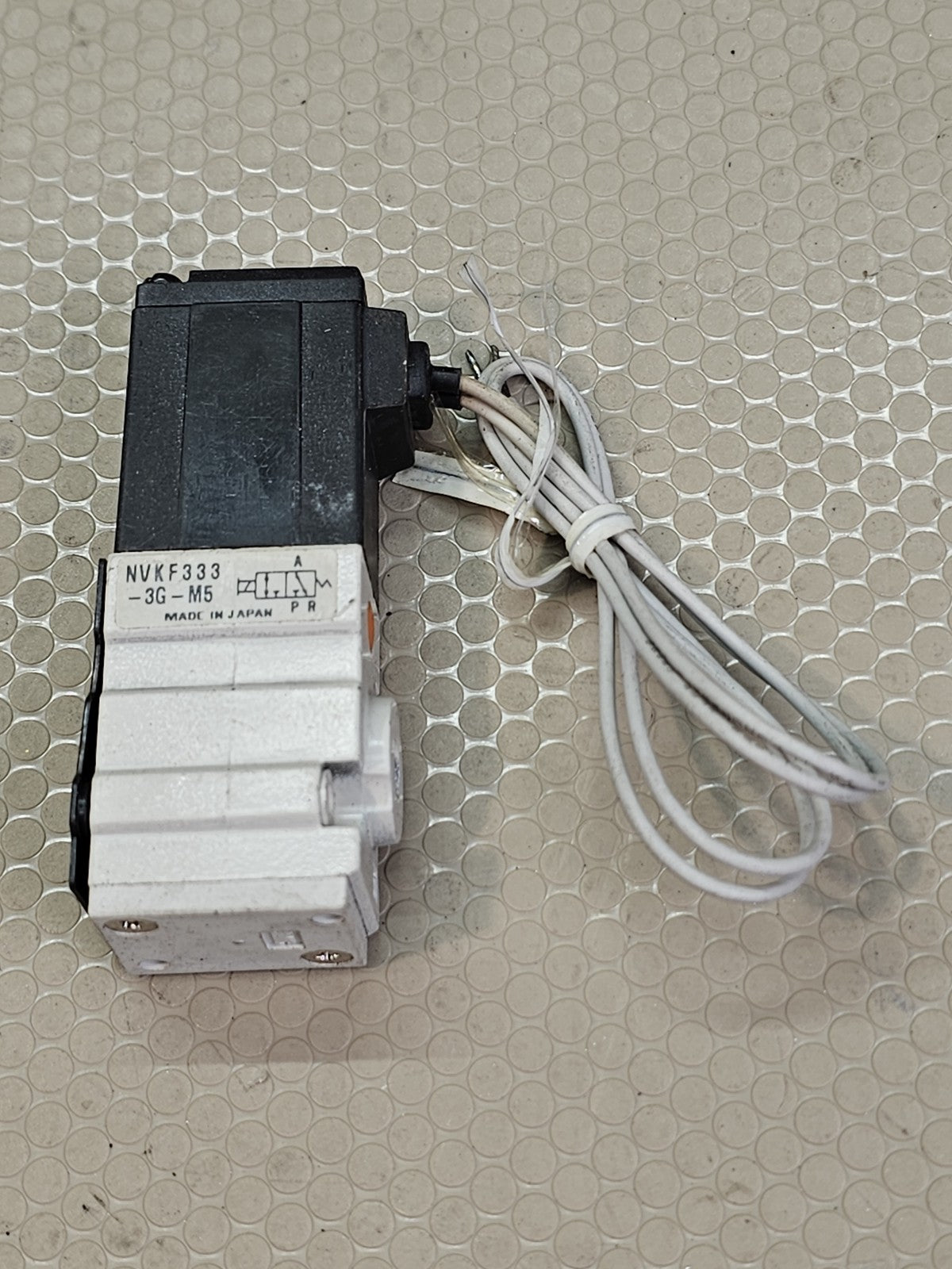 SMC NVKF333-3G-M5 3-Port Pneumatic Solenoid Valve M5 Made in Japan