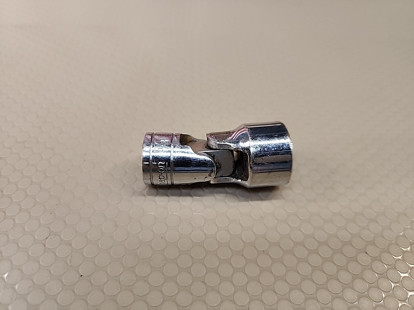 Snap-On FU20A 3/8" Drive SAE 5/8" 12-Point Universal Swivel Socket USA