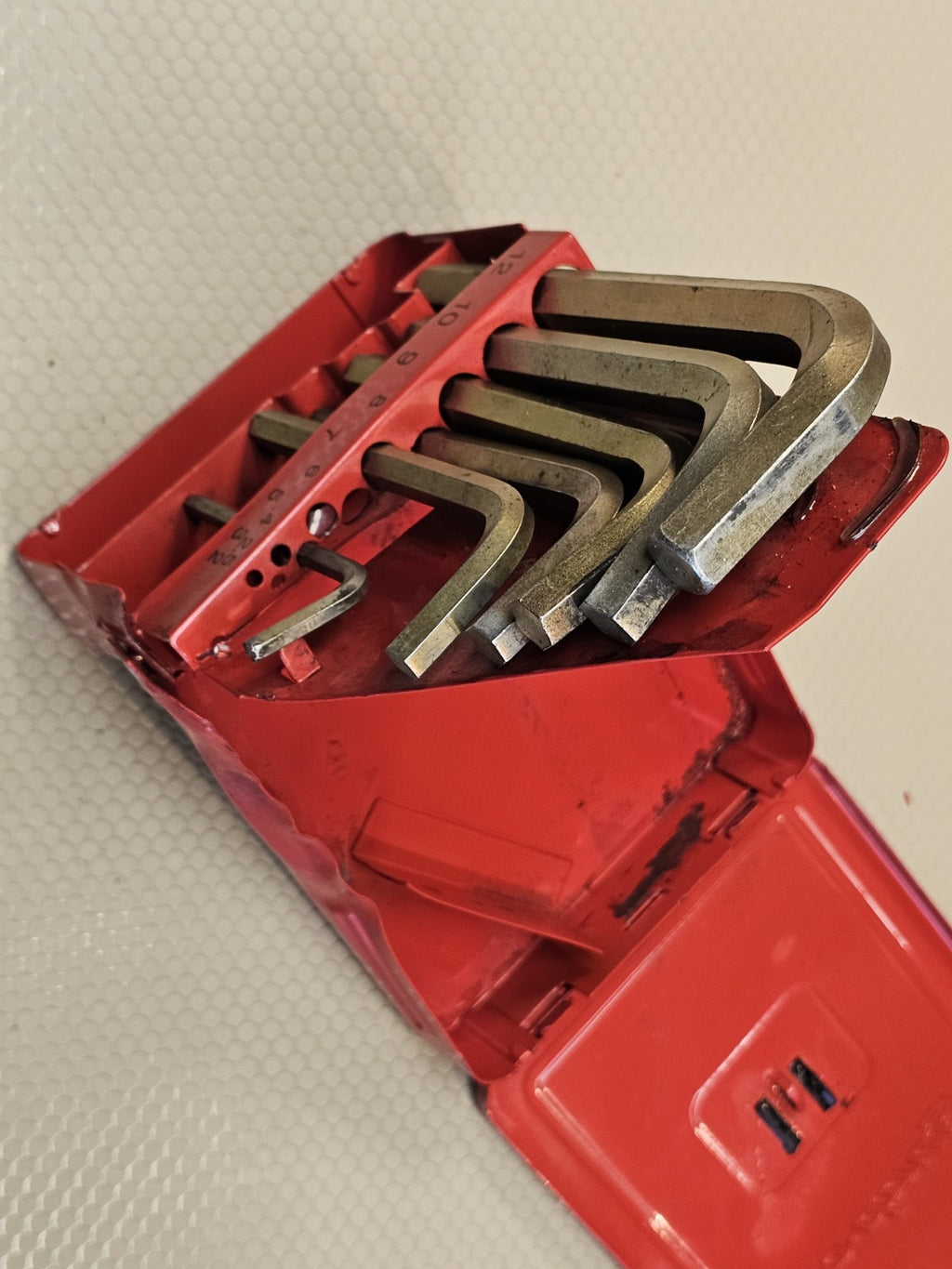 Snap-on Tools 11 Piece Metric Hex Key Set 2mm 12mm Snap On Red Case L Shape
