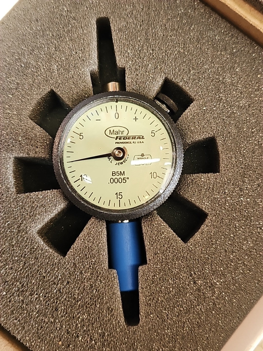 Mahr Federal B5M Group 1 Dial Indicator, 0-.075" Range, .0005" Graduation