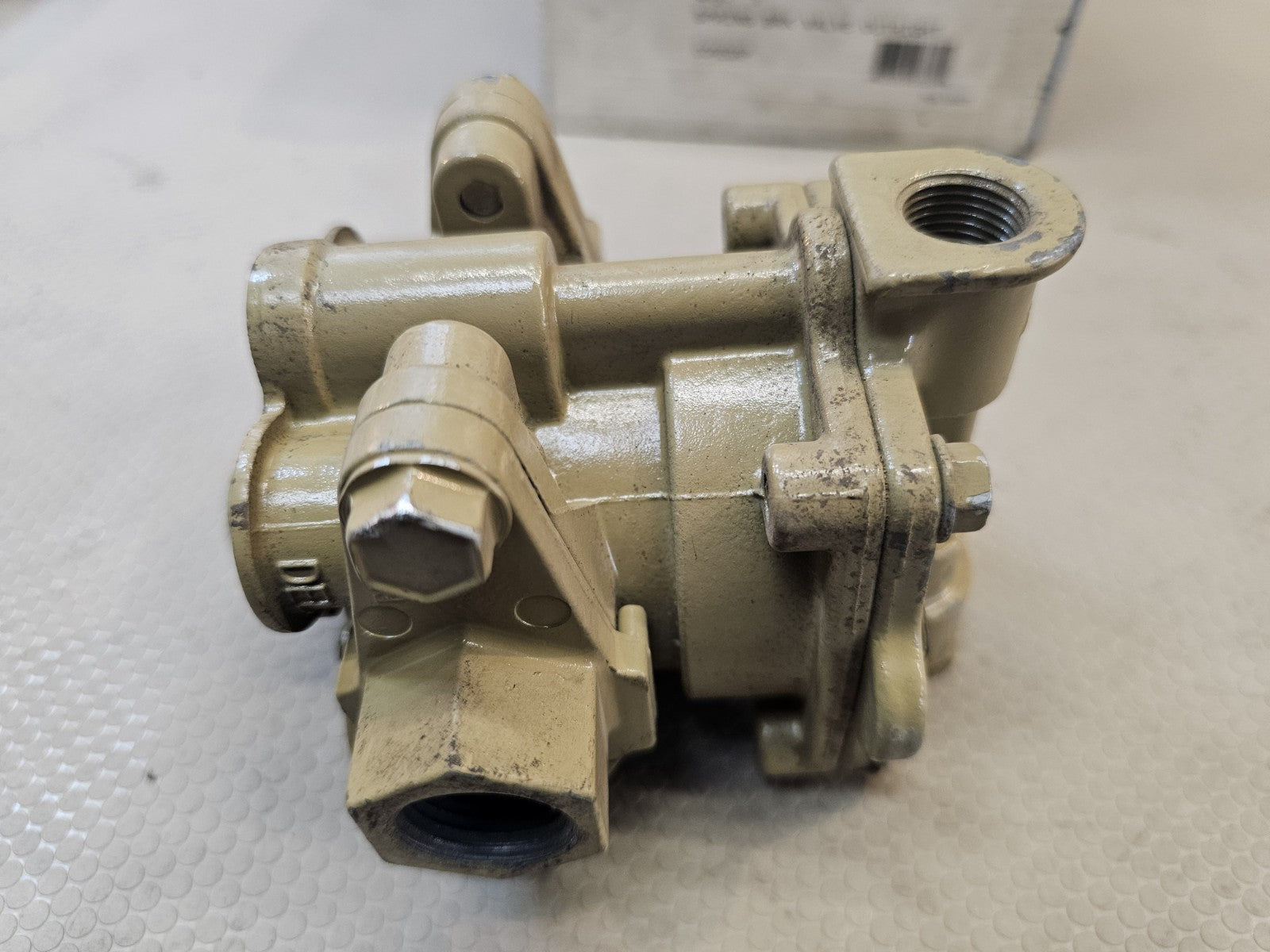 110170X REMAN HALDEX MIDLAND SPRING BRAKE CONTROL VALVE 110170