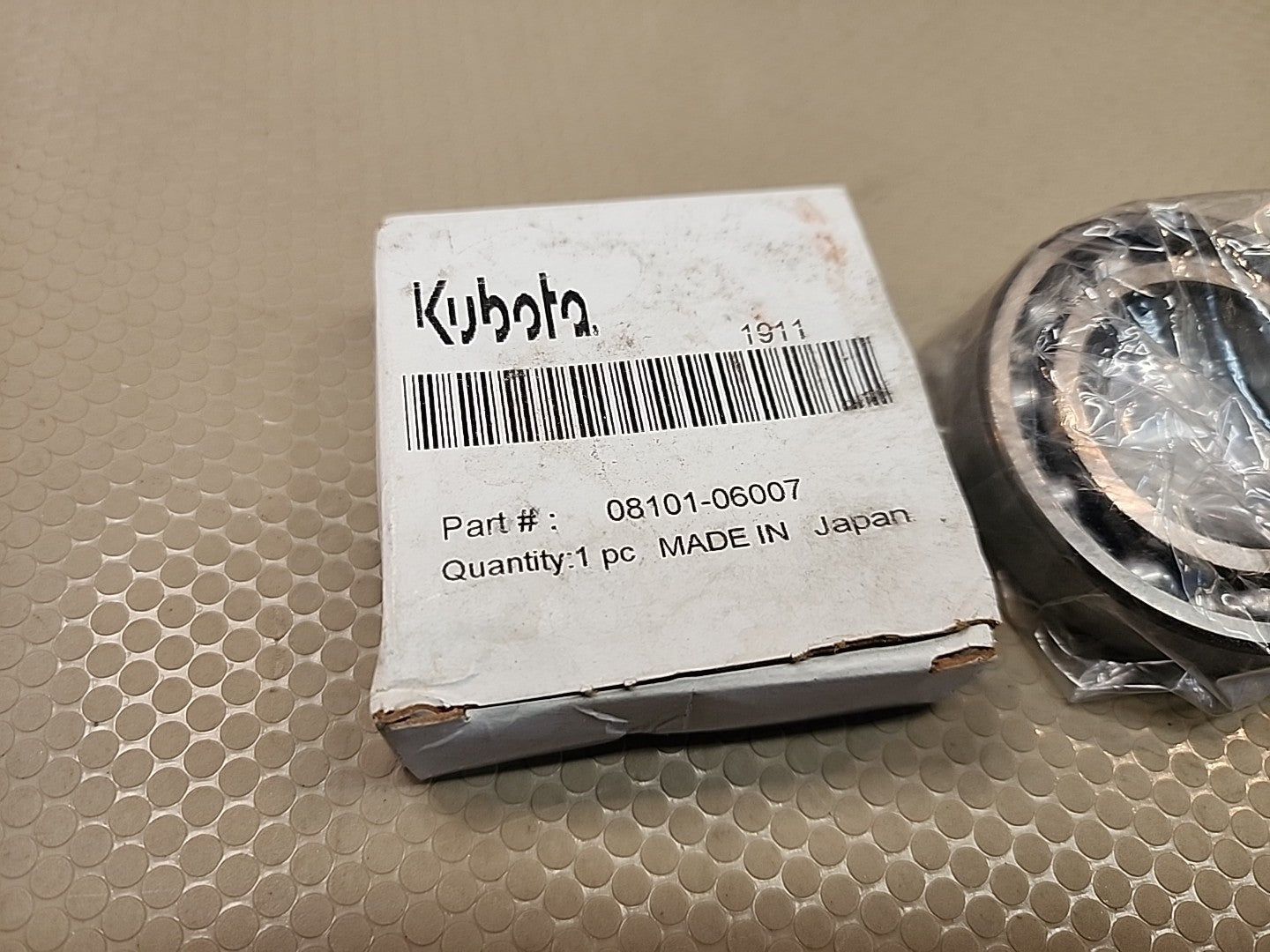 Kubota OEM 08101-06007 Koyo Pilot Bearing NOS