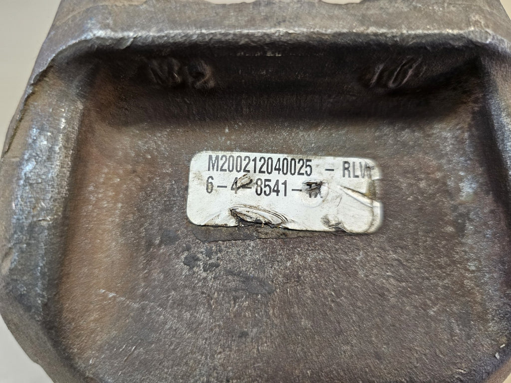 Genuine Spicer 6-4-8541-7X Series end yoke Spline
