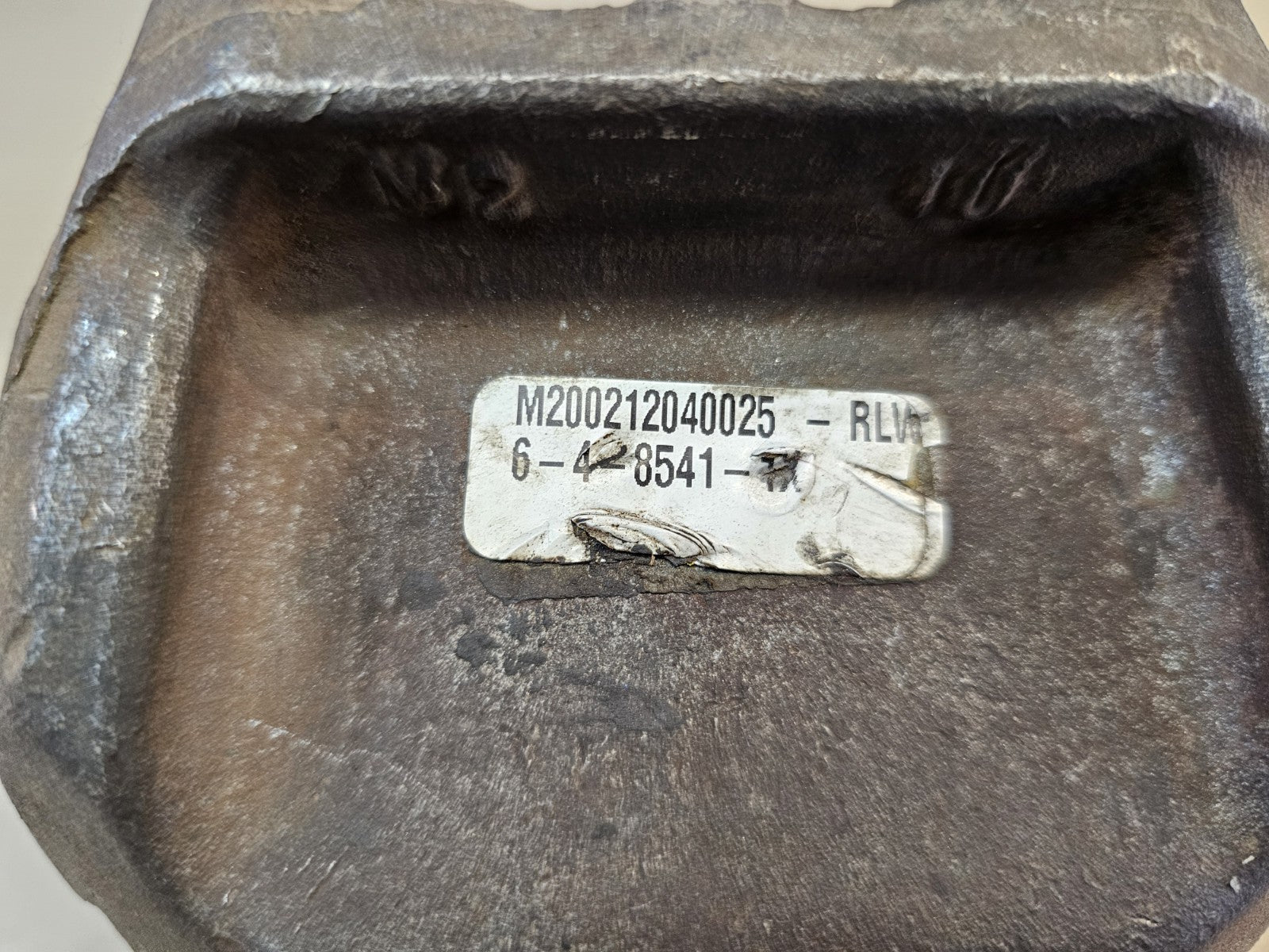 Genuine Spicer 6-4-8541-7X Series end yoke Spline