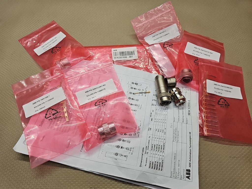 ABB 3HAC037038-001  CONNECTOR KIT  R1.CP/CS 