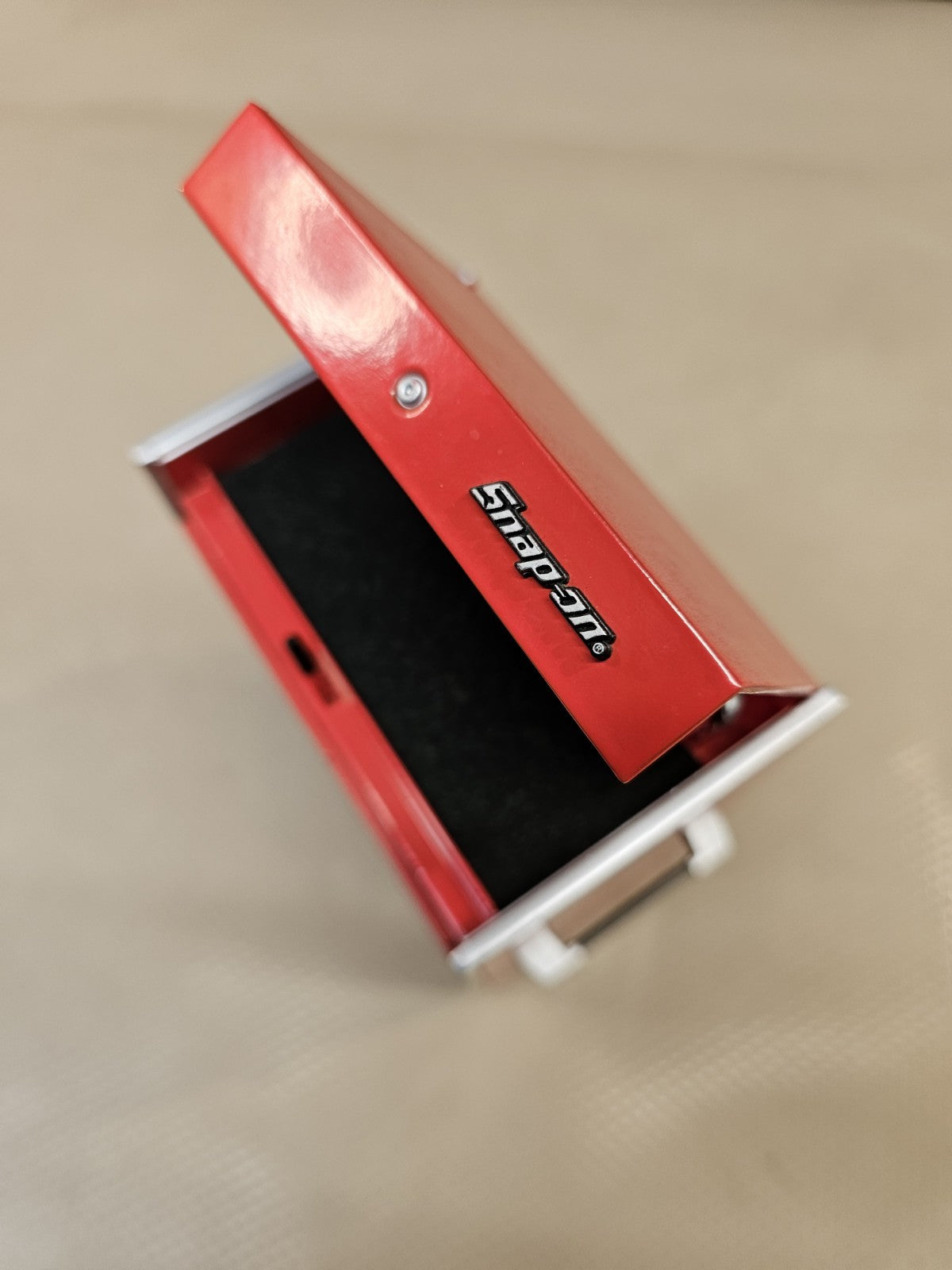 SNAP-ON Diecast Miniature Metal Replica Tool Box Bank