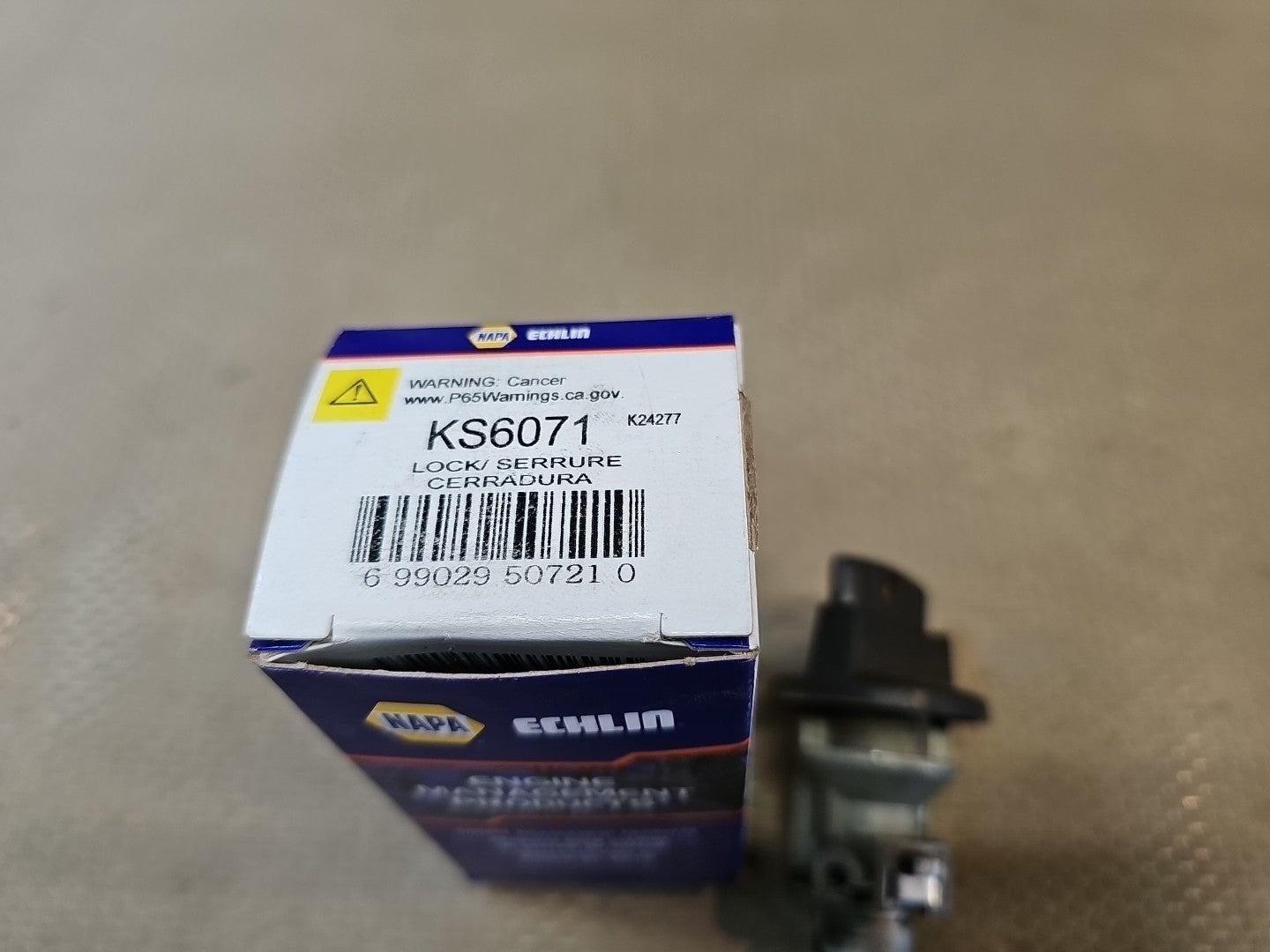 NOS Napa Echlin KS6071 Ignition Lock Cylinder w/ Keys