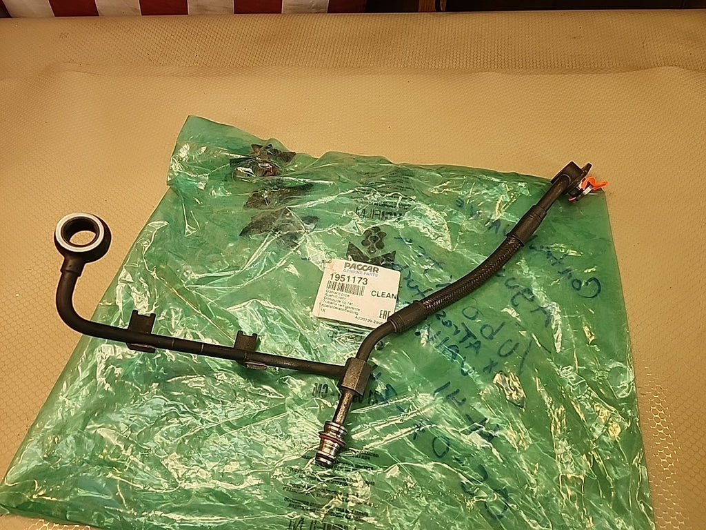 Paccar 1951173 Coolant Pipe New Genuine OEM PART