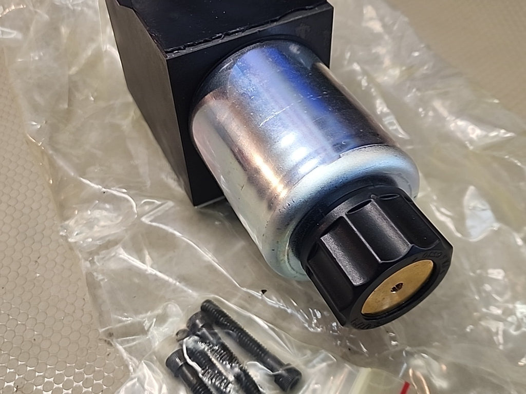 NEW PARKER DENISON A4D0231510201C1G0Q HYDRAULICS SOLENOID VALVE 