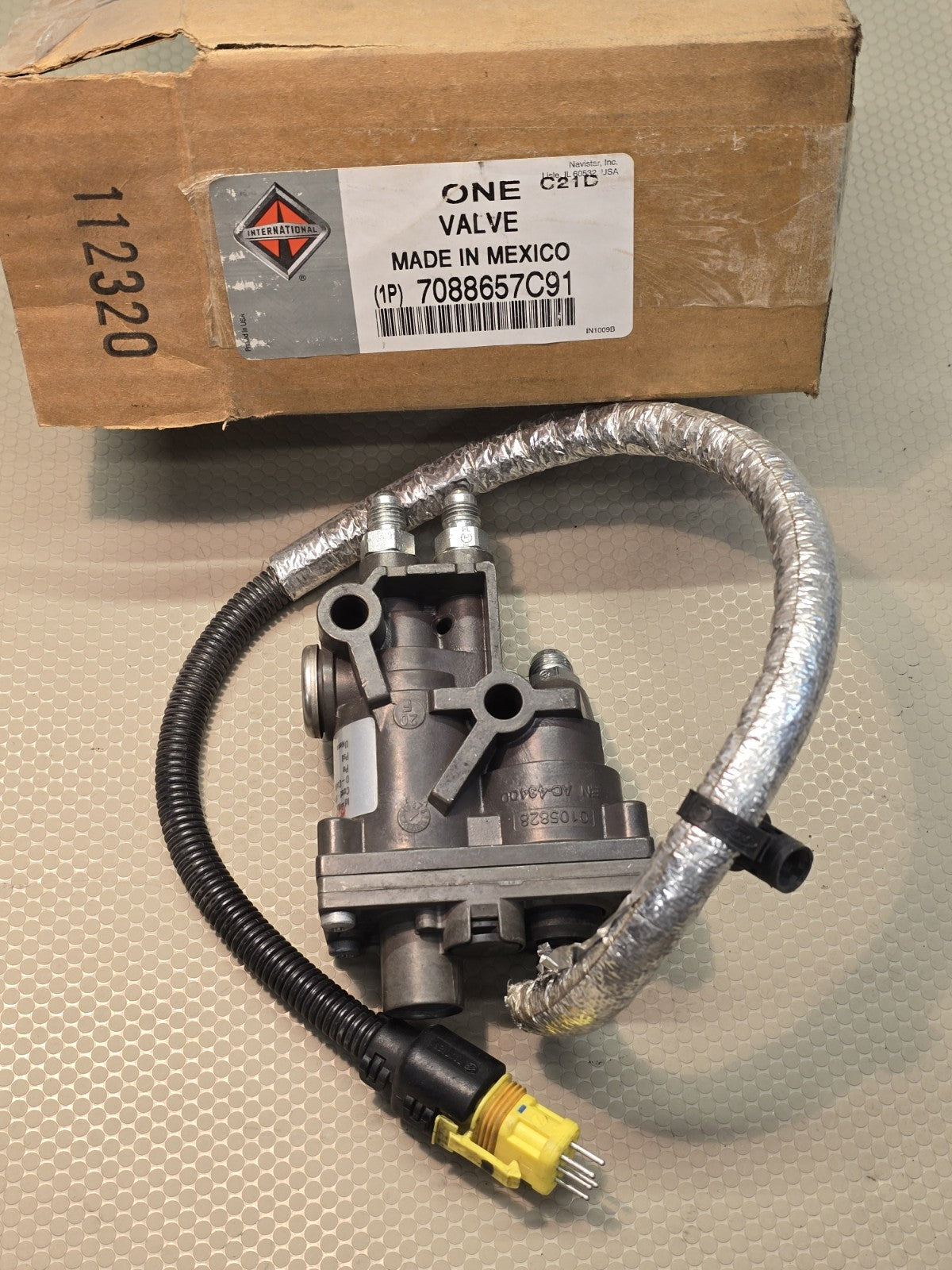 OEM Navistar International 7088657C91 Air Control Valve fits 4400 Medium Truck