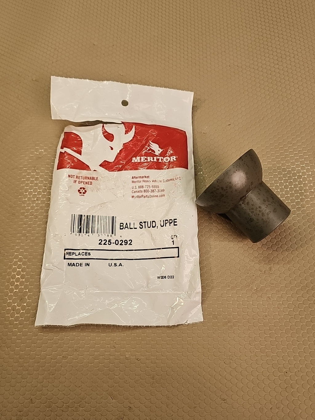 Fabco Meritor 225-0292 Ball Stud  Upper Kingpin