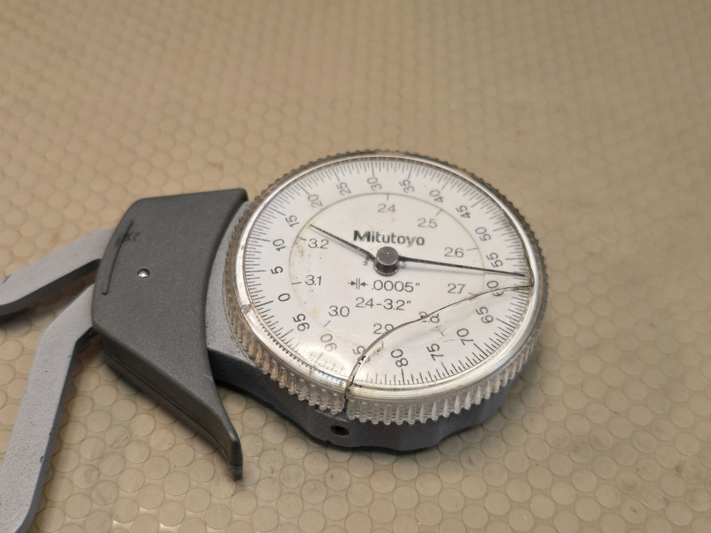 Mitutoyo 209-707 Internal Dial Caliper Gage, 2.4-3.2" Range, .0005" Graduation