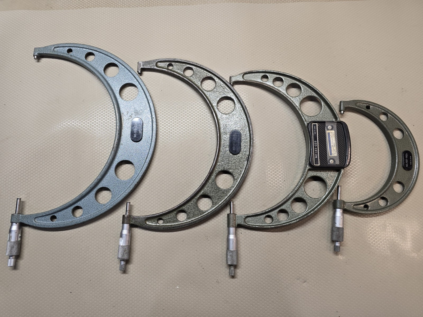 Mitutoyo 5-11" 4 Piece Outside Micrometer Set - Large Sizes 103-908-40 