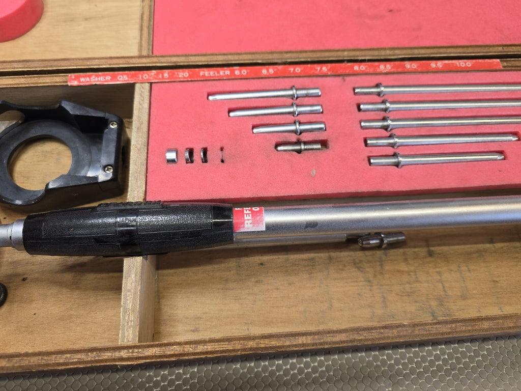 Peacock 5790 6-inch to 10-inch Bore GaugeLARGE RANGE