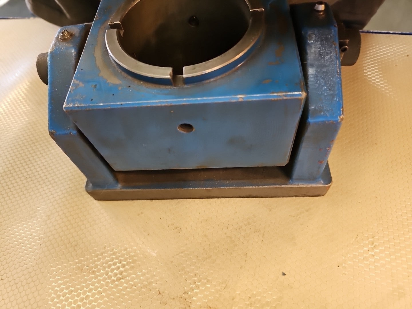 Wilson Tool Intl Shear Grinding Fixture Turret Punch mount work station 8.5x5.5 