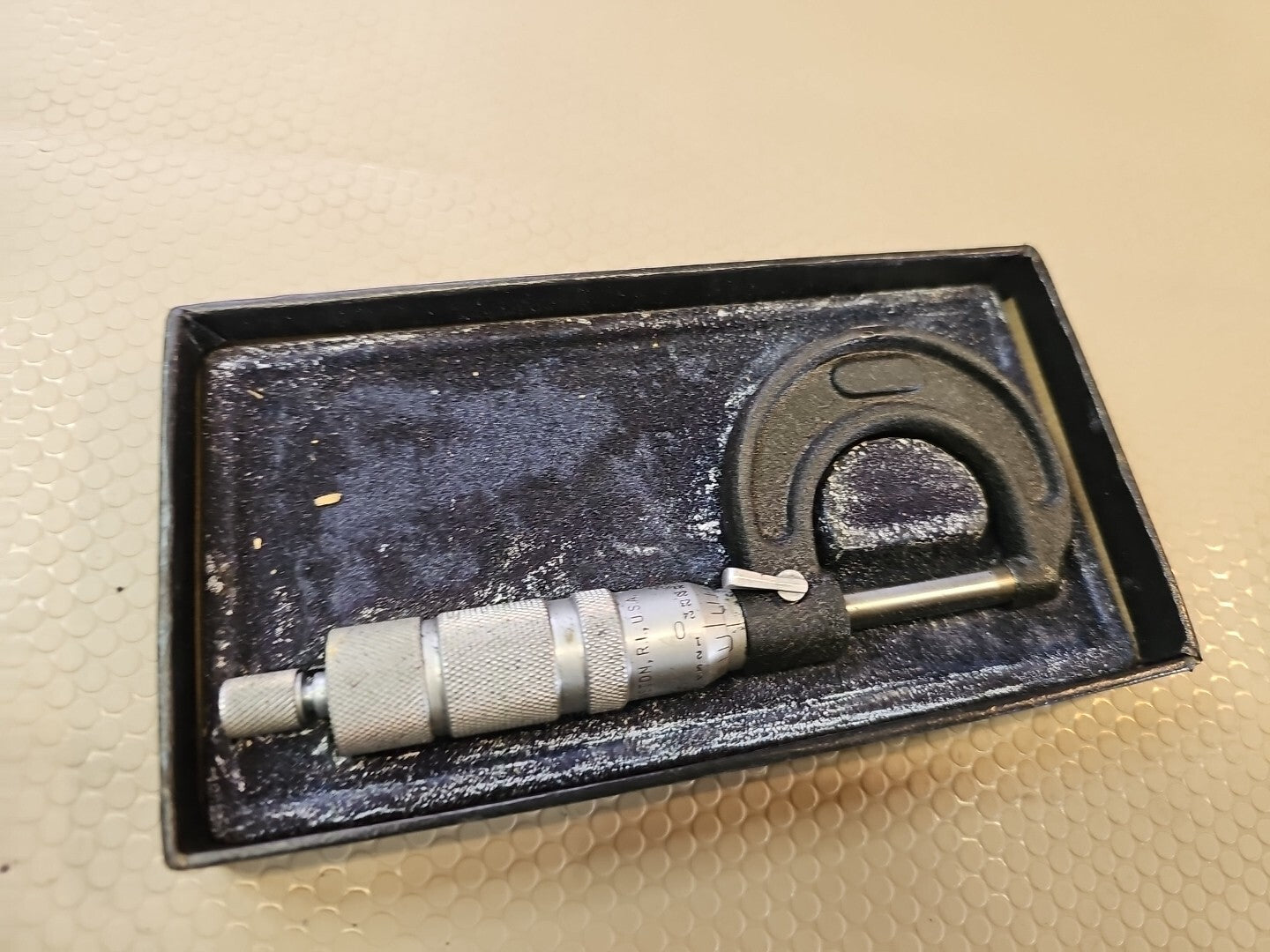 Central Tool Company MICROMETER 6009 12RL 0-1"