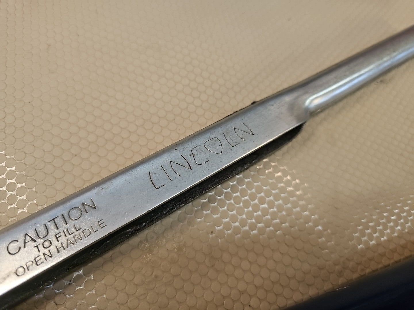 Vintage Lincoln Lever Grease Gun Model 1142 Series D