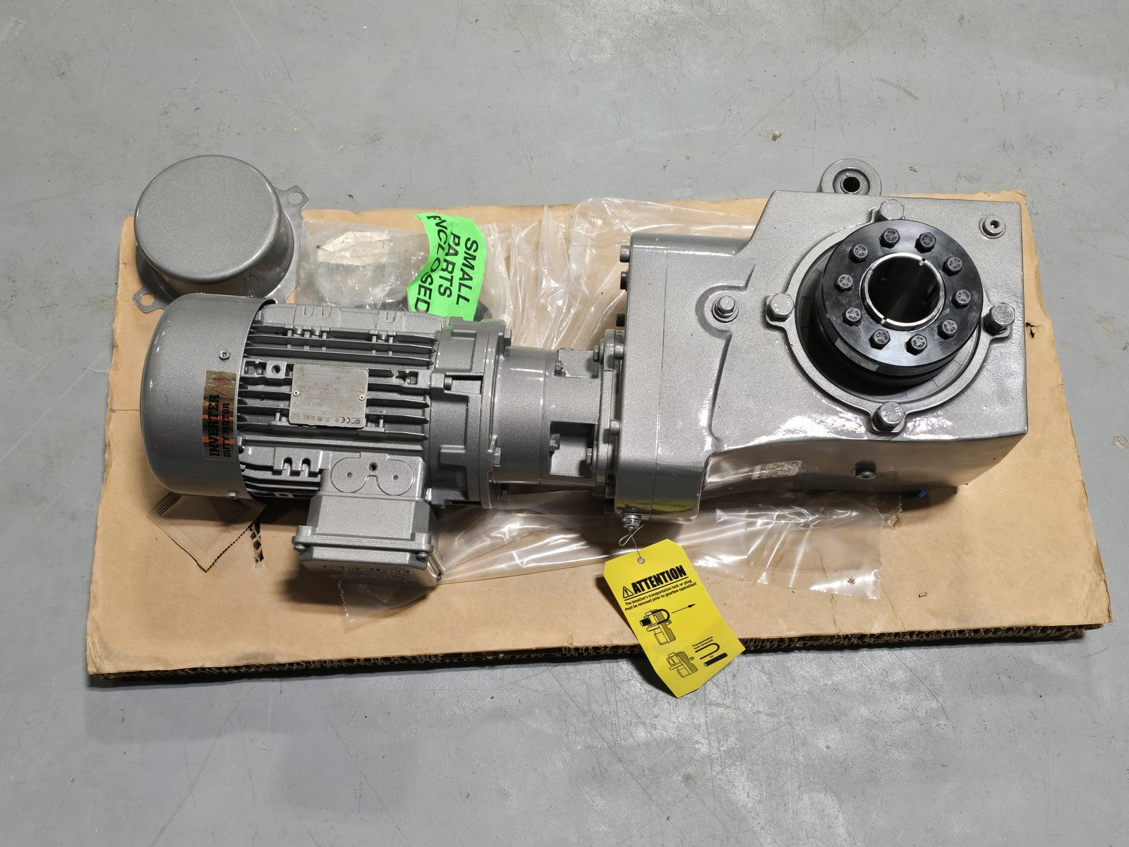 NEW NORD SK93772.1 Helical Bevel Gearmotor 2HP 52.64:1 33RPM 145TC Hollow Shaft