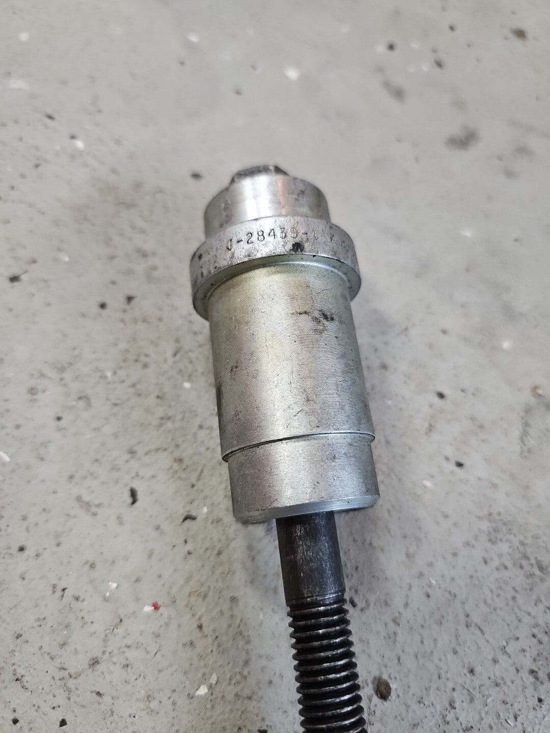 KENT MOORE TOOL J-28439-1 SPECIALTY SERVICE TOOLS