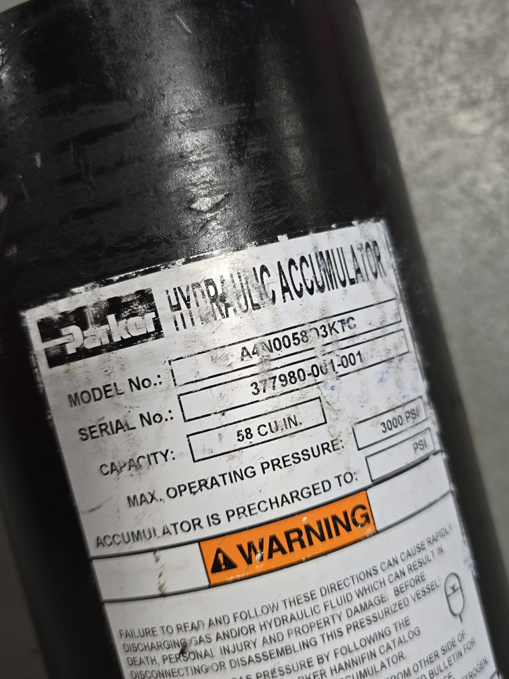NEW Parker Hydraulic Accumulator - 3000 PSI A4N0058D3KTC PH PA,4",58CI, $1400 