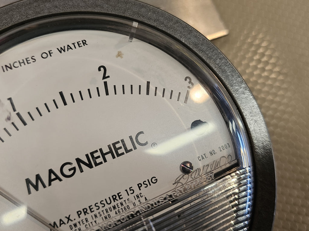 Dwyer 2003 Magnehelic Differential Pressure Gauge