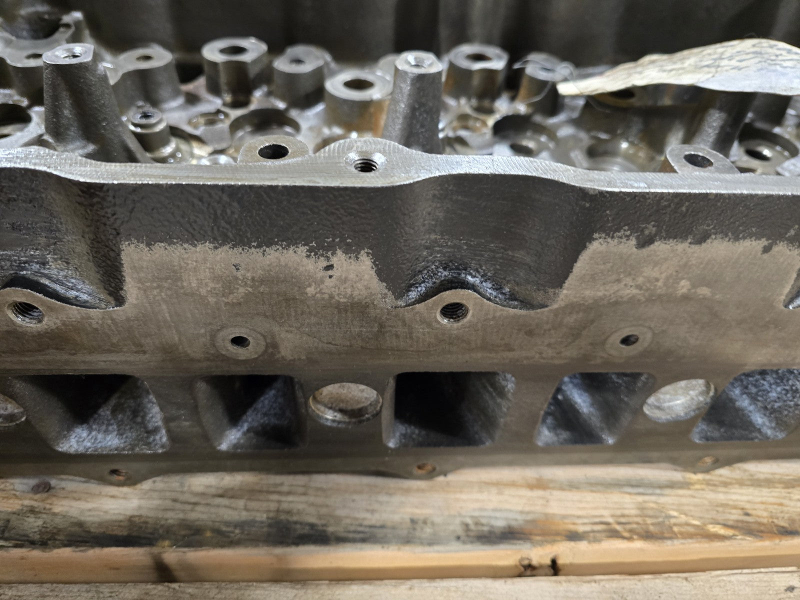 REMANUFACTURED / MOD 1891092C91 International DT466 Cylinder Head  (10341548)