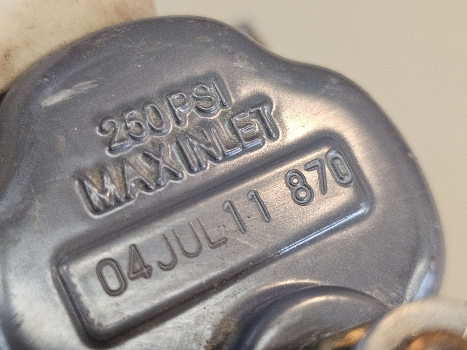 Fisher FS-67CFR-226 PRESSURE REGULATOR, 0-60PSI RANGE 250PSI MAX SUPPLY