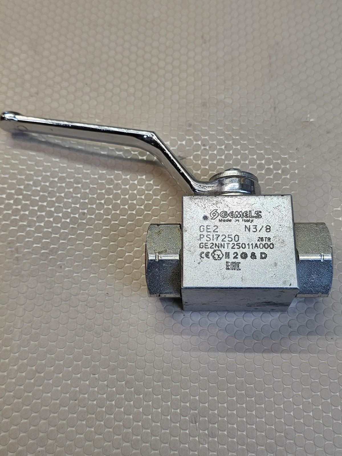GEMELS GE2NNT25011A000 2-Way High Pressure Ball Valve N3/8 PSI 7250 New
